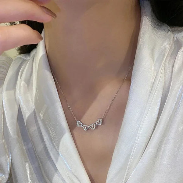 Heart Shaped Four Leaf Clover Pendant Necklace Silver Gold Jewelry Zircon Women Love Clavicle Chain Gifts Openable ChokerJewelry